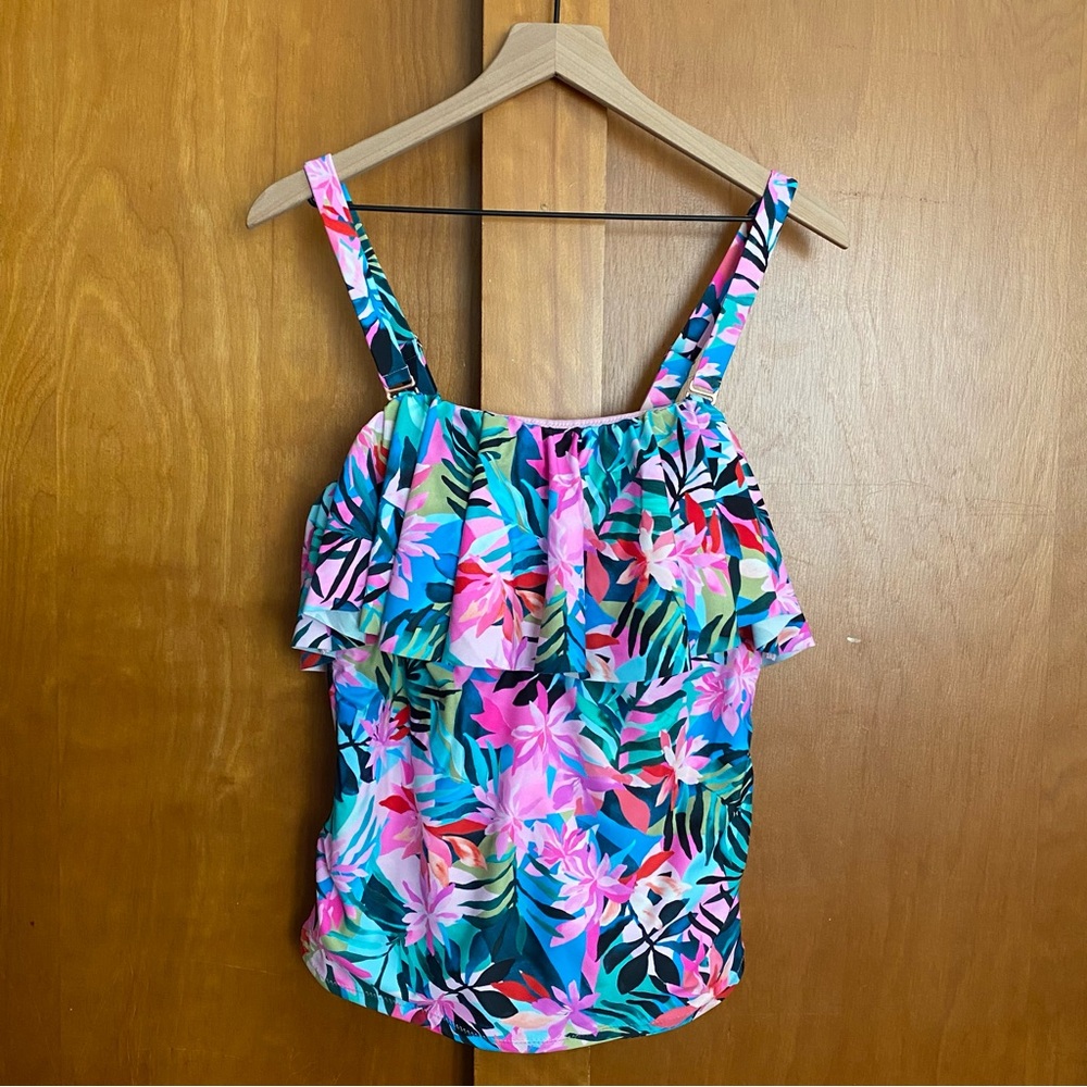 Raisins Curve Pink Floral Tropical Tankini 16W